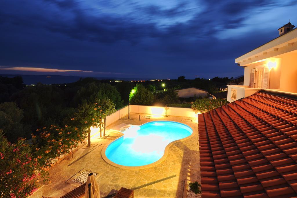 Apartments Villa Marnii Kozino Bagian luar foto