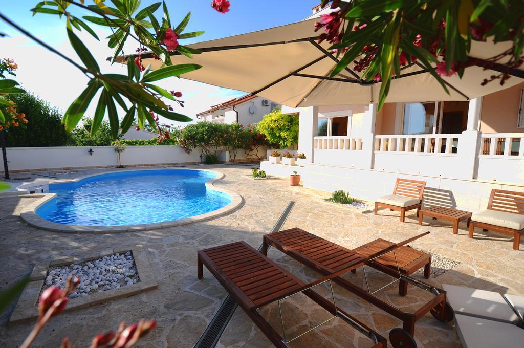 Apartments Villa Marnii Kozino Bagian luar foto