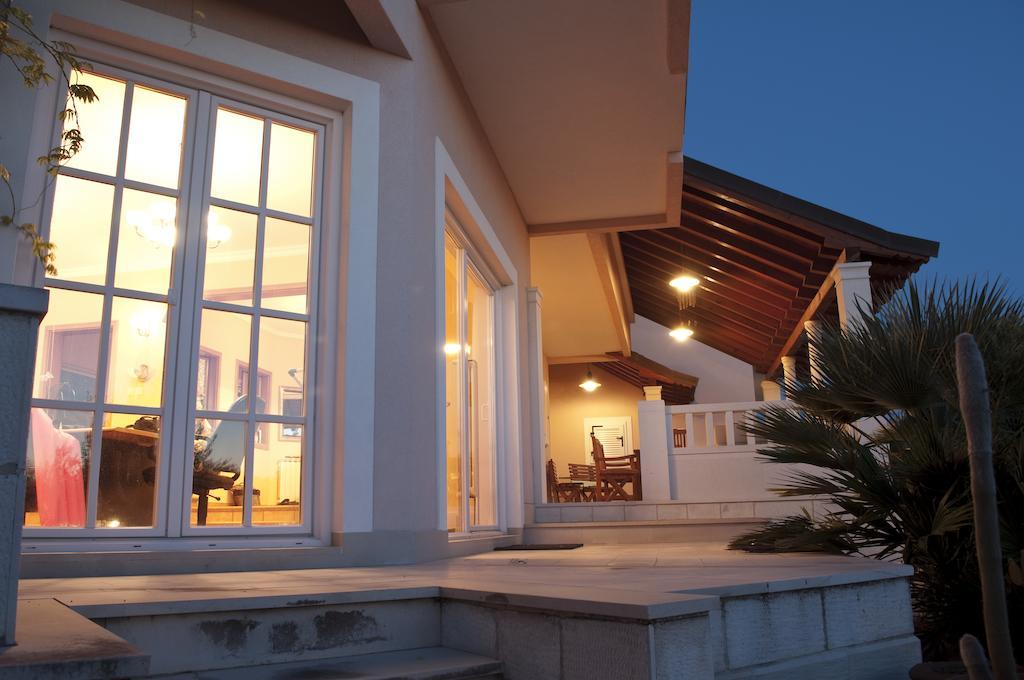 Apartments Villa Marnii Kozino Bagian luar foto