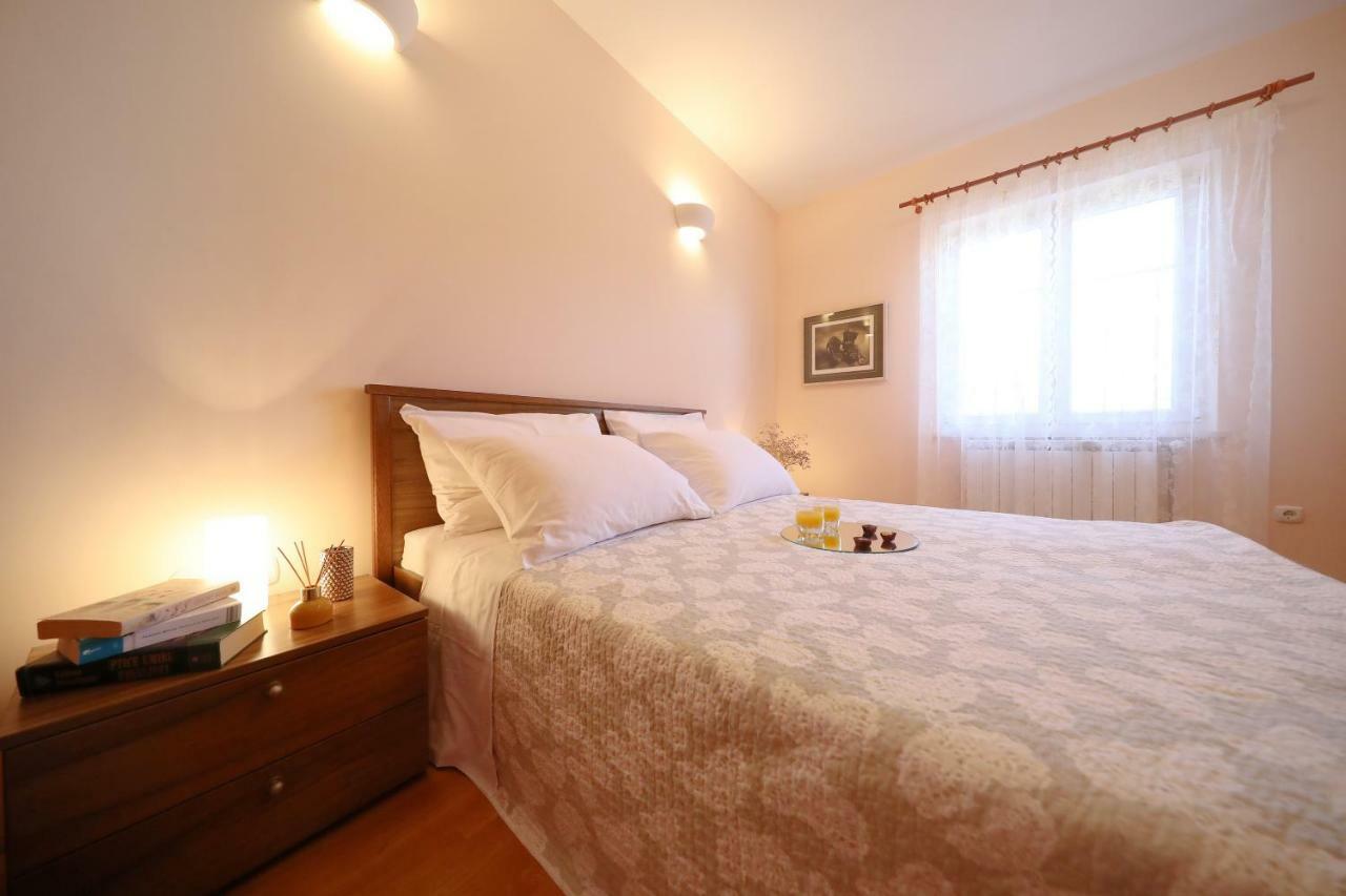 Apartments Villa Marnii Kozino Bagian luar foto