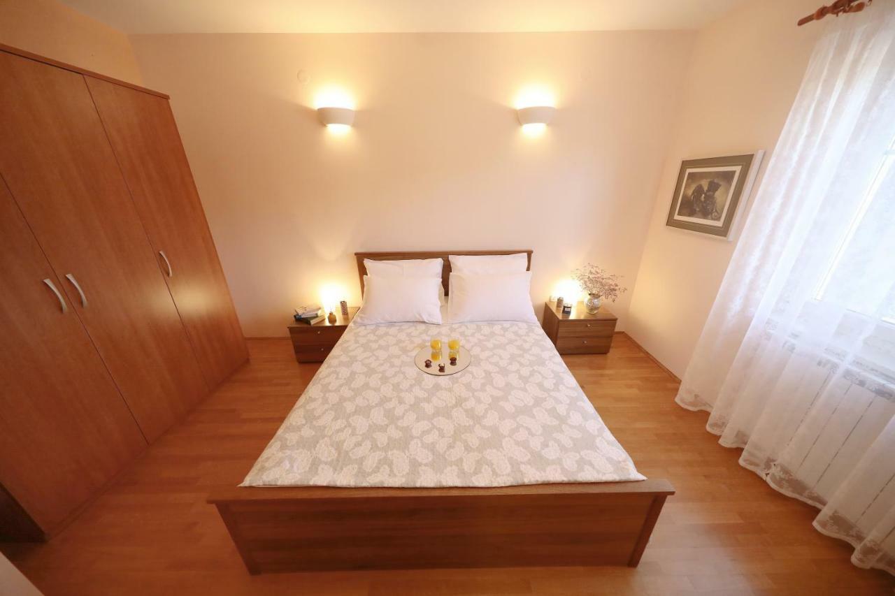 Apartments Villa Marnii Kozino Bagian luar foto